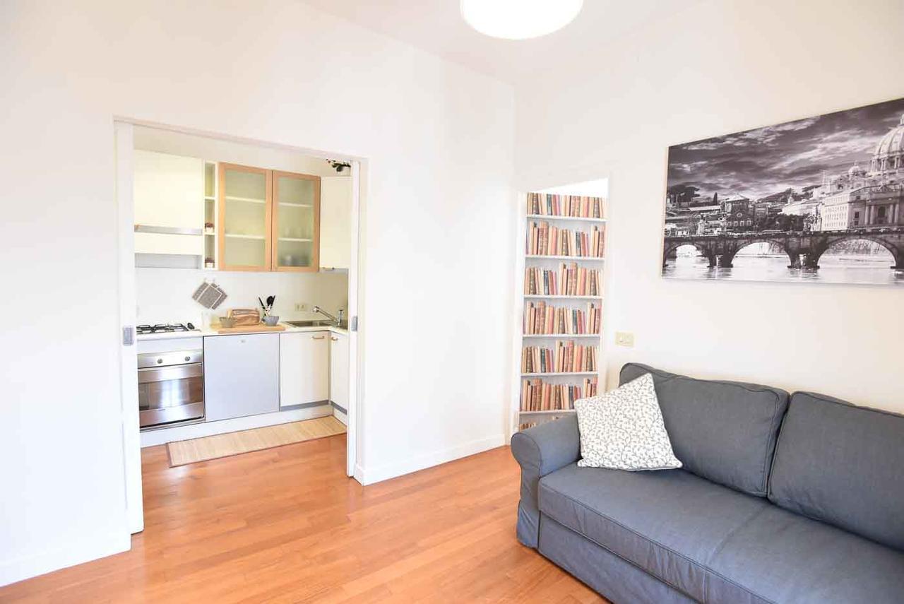 Romantic Flat Near Metro Flaminio 외부 사진